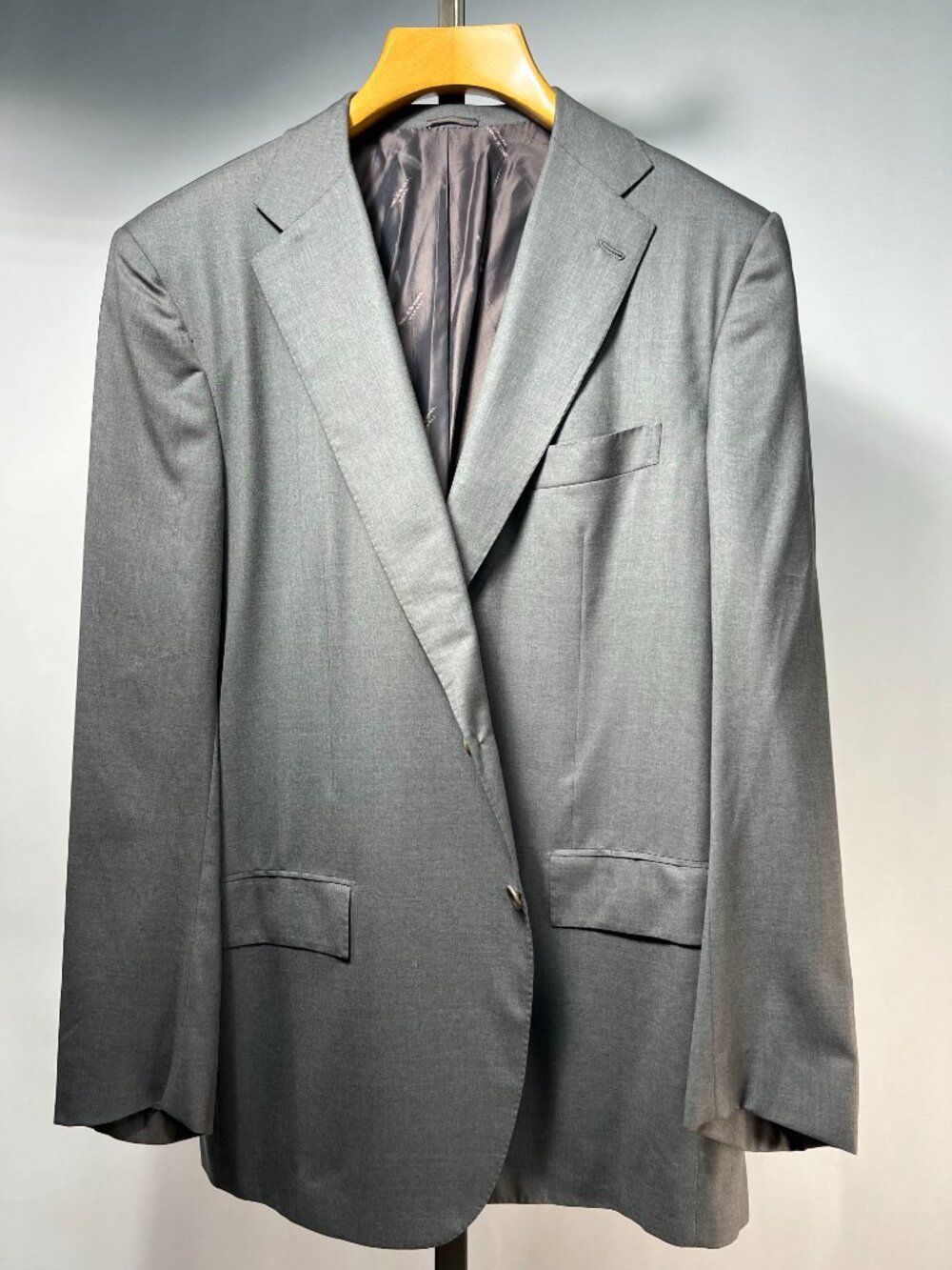 Kiton Napoli x Barneys New York | Diamante Blu Super 150s Gray 100% Wool Suit 48